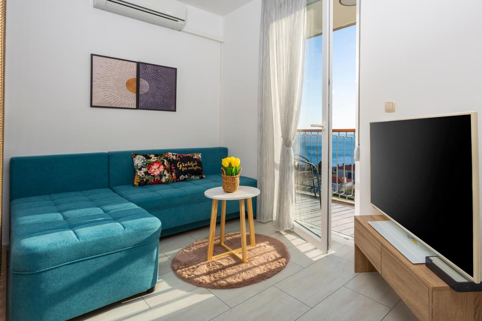 The Sun Apartment *